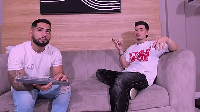 mike friends online show from June 8, 8:53 pm