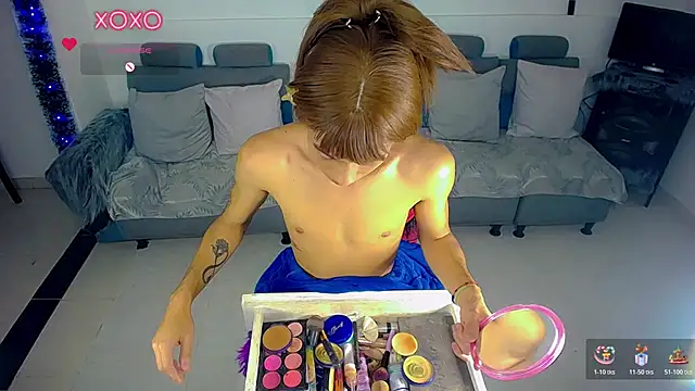 Anne Zulb online show from December 14, 10:59 pm