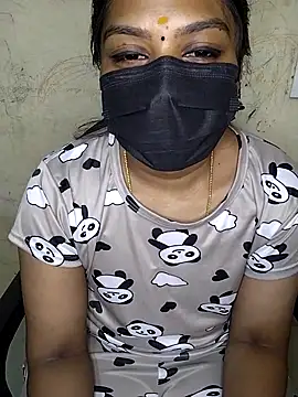 Snapshot of Tamil_Attitude_queen chatting on September 15, 7:36 pm Tamil Attitude queen online show from September 15, 7:36 pm
