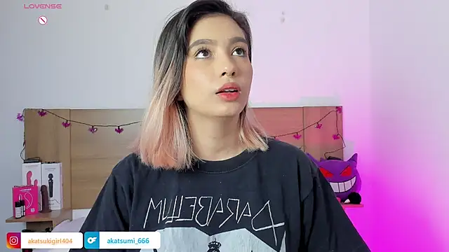 Akatsumi  online show from October 31, 2:57 pm