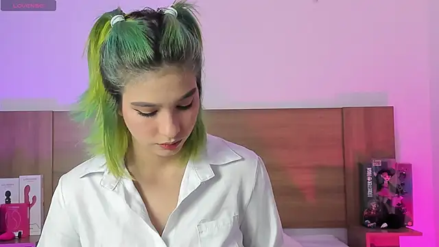 Akatsumi  online show from February 16, 5:22 pm