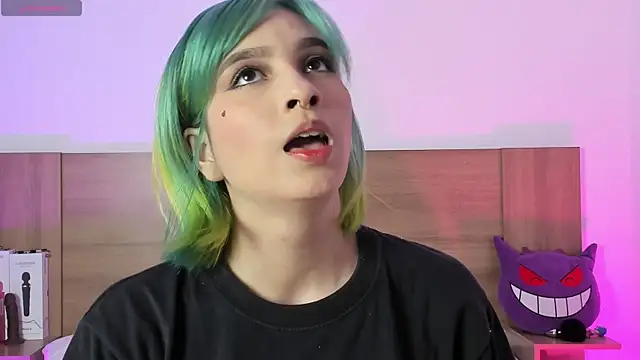 Akatsumi  online show from December 16, 10:47 pm