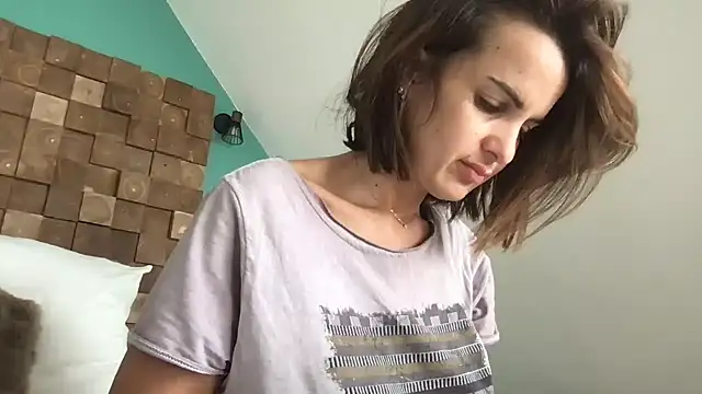 Snapshot of AmyStone__ chatting on June 17, 8:47 am AmyStone online show from June 17, 8:47 am