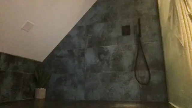 AmyStone   online show from November 28, 10:10 pm