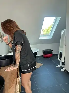 AmyStone   online show from March 22, 10:28 am