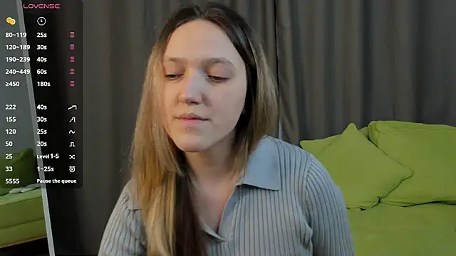 Snapshot of CaseyAitcheson chatting on October 15, 7:11 pm CaseyAitcheson online show from October 15, 7:11 pm