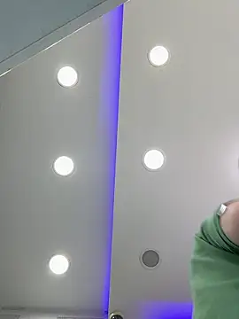 Snapshot of gayfucuxuc chatting on September 19, 9:57 am gayfucuxuc online show from September 19, 9:57 am