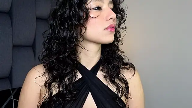 Calipso Parisi online show from March 4, 1:19 pm