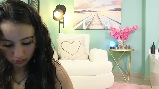 Calipso Parisi online show from November 29, 1:22 pm