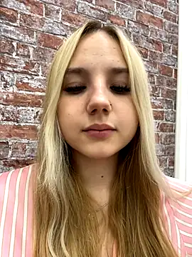 Sky Cutie online show from September 9, 4:22 am