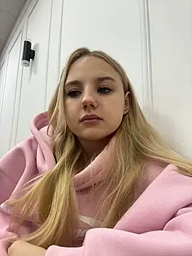 Sky Cutie online show from January 19, 3:54 am