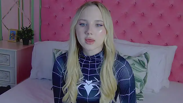 Sky Cutie online show from March 23, 5:18 am