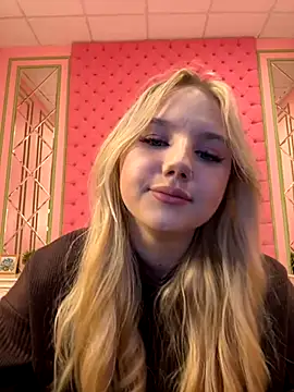 Sky Cutie online show from October 18, 5:09 am