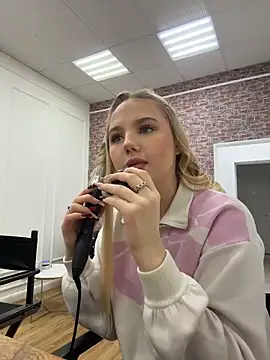 Sky Cutie online show from January 6, 4:49 am