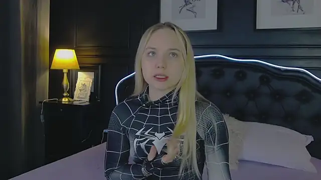 Sky Cutie online show from March 28, 4:13 am