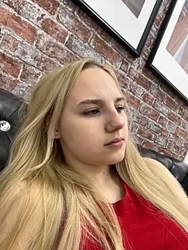 Sky Cutie online show from October 3, 4:58 am