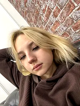 Sky Cutie online show from October 23, 4:44 am