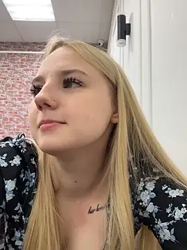 Sky Cutie online show from October 10, 4:24 am