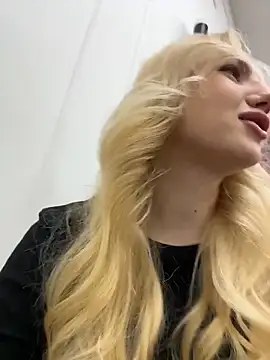 Sky Cutie online show from February 7, 4:20 am