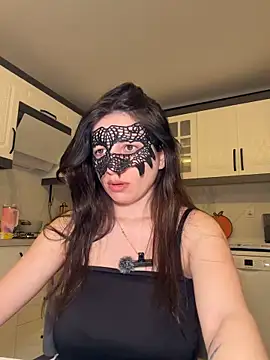 0gece0 online show from April 17, 7:28 pm