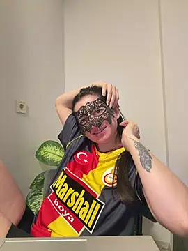 0gece0 online show from March 7, 10:48 pm