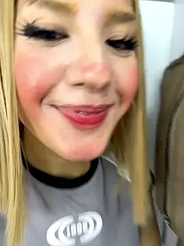 SweetBunnyGF online show from January 14, 11:08 pm