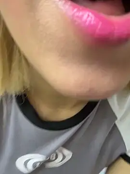 SweetBunnyGF online show from February 4, 7:31 pm