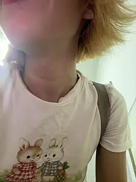 SweetBunnyGF online show from June 19, 12:16 am