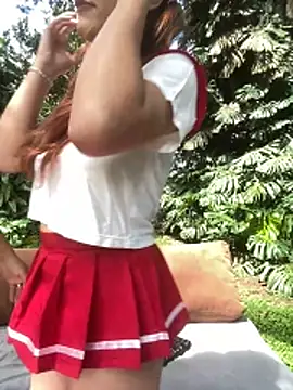 AliceMrtnz online show from January 6, 4:33 pm