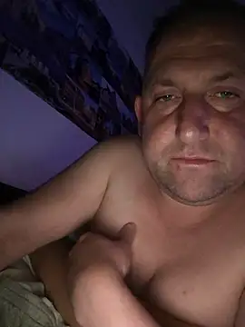 GenuineDedication42 online show from April 20, 8:54 pm