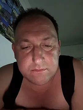 GenuineDedication42 online show from March 18, 7:48 pm