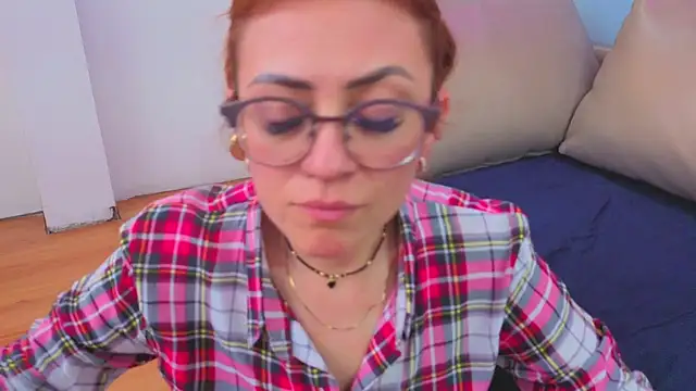 Snapshot of Victoria_Fallon chatting on October 22, 8:19 pm Victoria Fallon online show from October 22, 8:19 pm