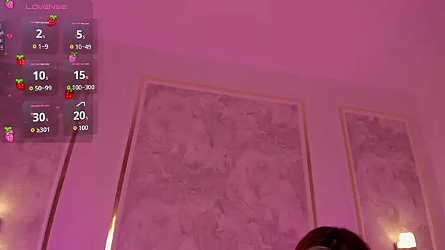 doll eyees  online show from October 17, 2:26 am