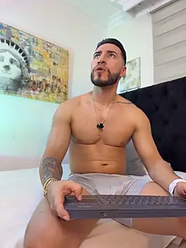 Thiago Hill online show from May 6, 3:43 am