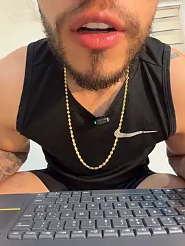 Thiago Hill online show from January 7, 5:01 am