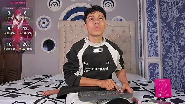 Snapshot of Dani_rivass chatting on October 24, 11:42 am Dani rivass online show from October 24, 11:42 am