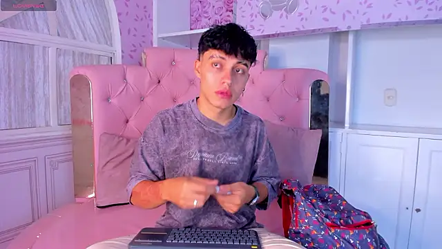 Dani rivass online show from March 11, 11:37 am