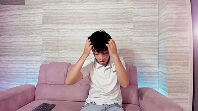 Snapshot of Dani_rivass chatting on December 3, 11:42 am Dani rivass online show from December 3, 11:42 am