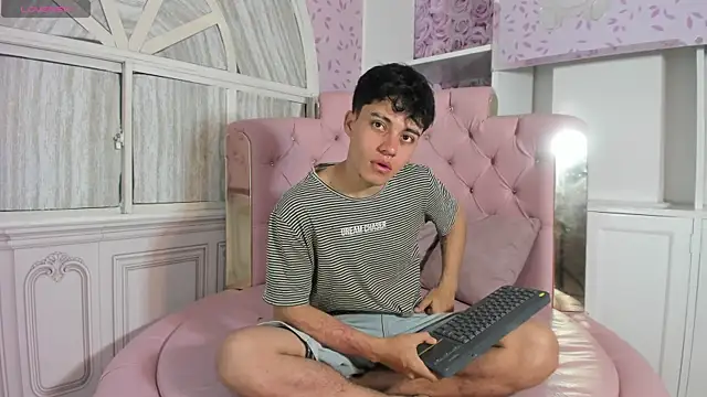 Dani rivass online show from December 22, 11:10 am