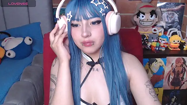  alexa19pretty  online show from April 22, 6:25 pm