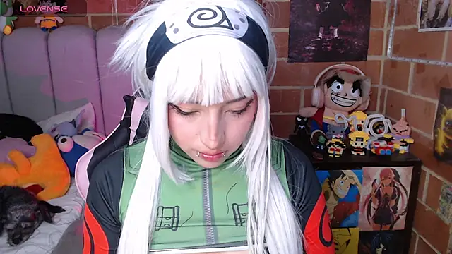  alexa19pretty  online show from July 9, 8:08 pm