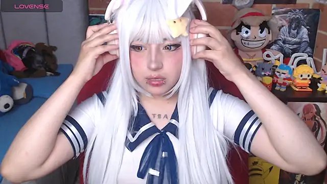  alexa19pretty  online show from April 20, 6:42 pm