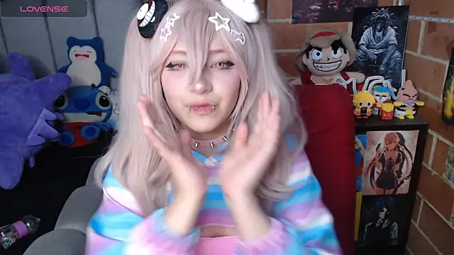  alexa19pretty  online show from March 27, 6:31 pm