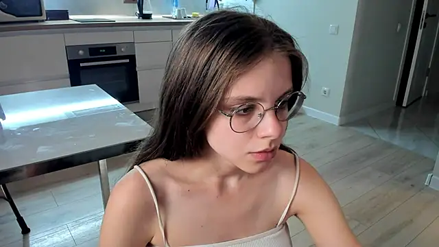 Snapshot of linashy_ chatting on September 26, 9:05 am linashy  online show from September 26, 9:05 am