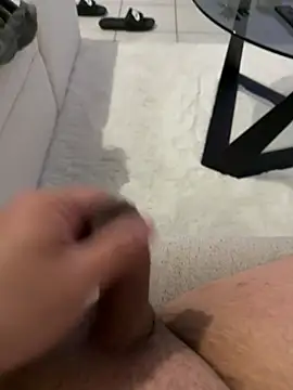 julienCr7 online show from March 26, 6:17 pm