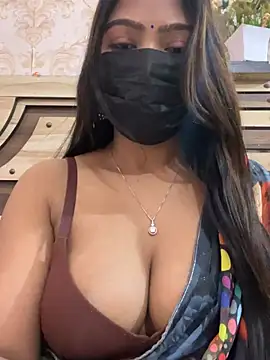 Snapshot of anjalibb chatting on July 2, 12:22 am anjalibb online show from July 2, 12:22 am