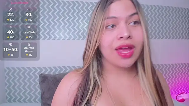 Snapshot of CataleyaWilson369 chatting on October 6, 7:58 pm CataleyaWilson369 online show from October 6, 7:58 pm