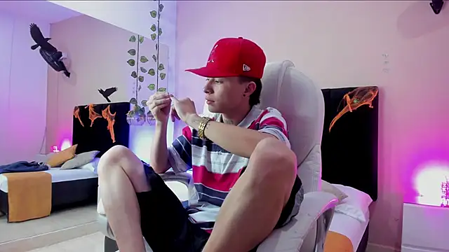 Nascary Fox online show from October 24, 7:35 pm