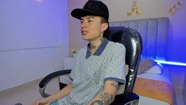 Nascary Fox online show from February 21, 7:27 pm