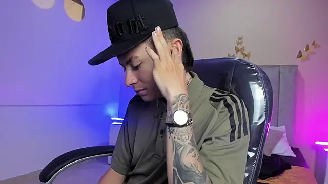 Nascary Fox online show from March 28, 1:01 pm